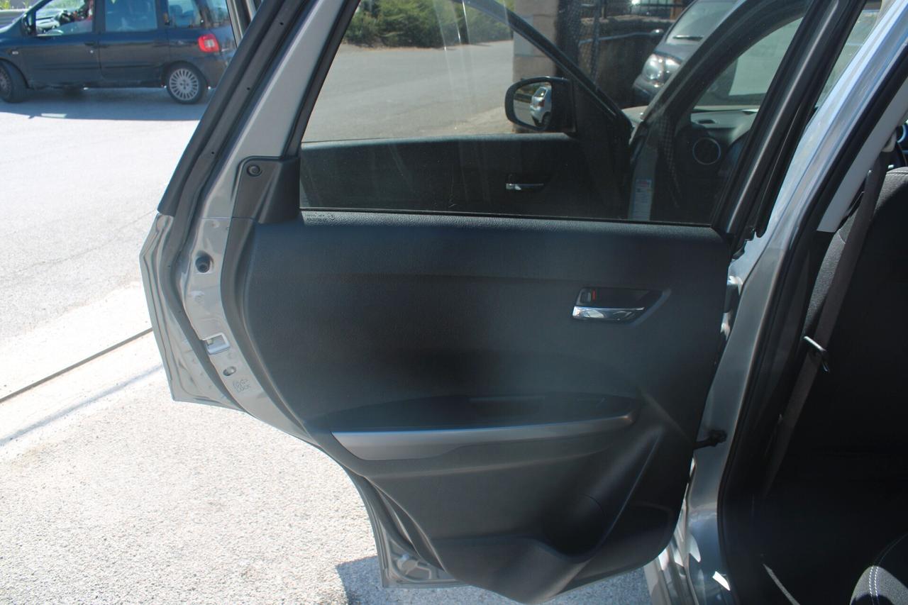 Suzuki Vitara 1.4 Hybrid Cool
