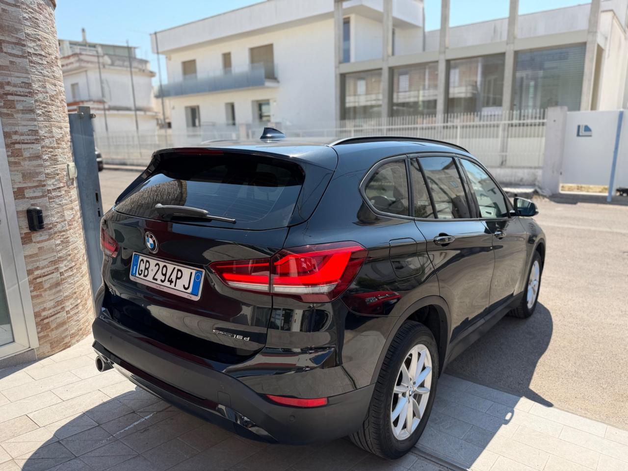 Bmw X1 16d sDrive-2020/LED/NAVI/16”