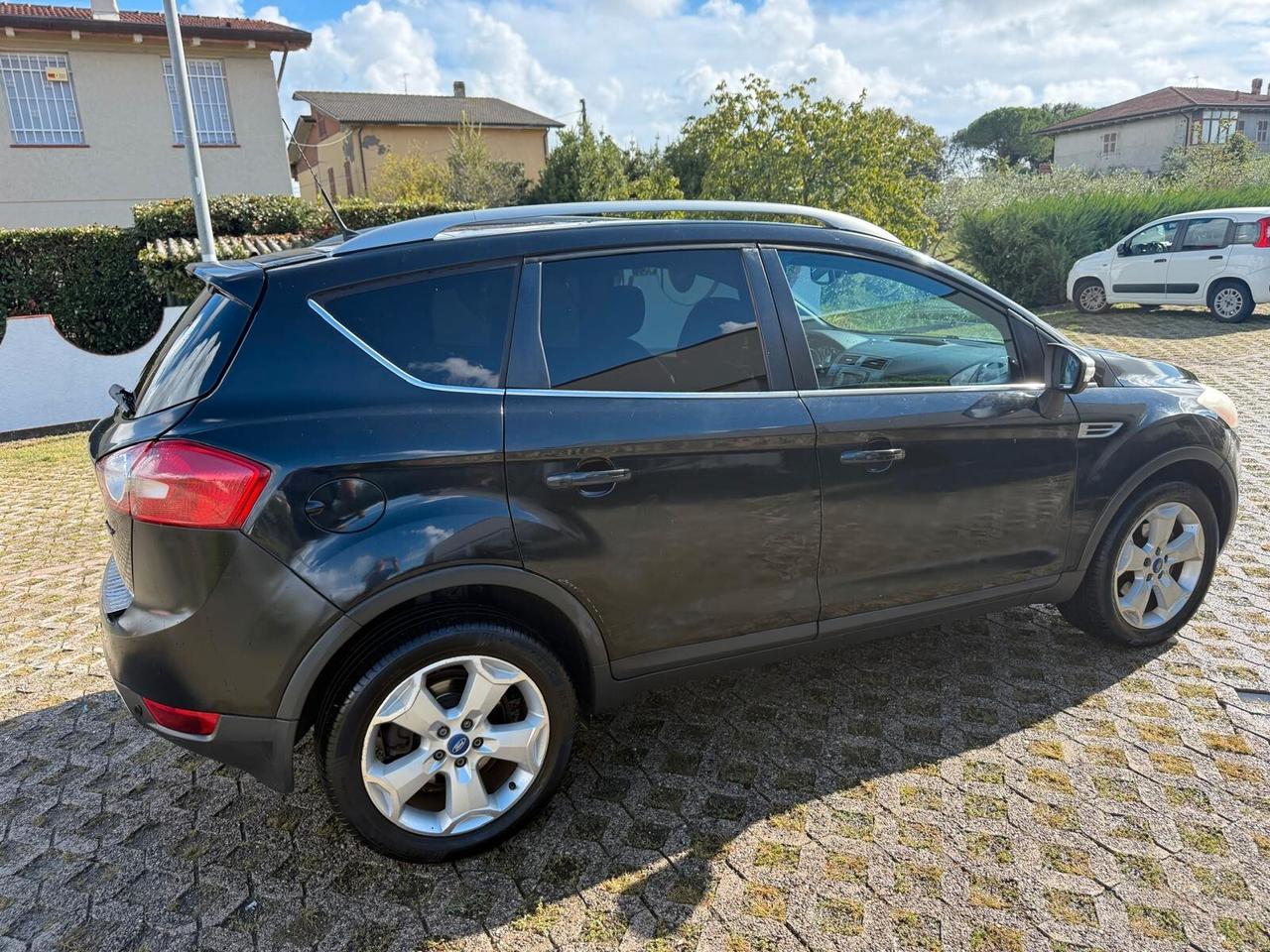 Ford Kuga 2.0 TDCi 136 CV 4WD Titanium DPF