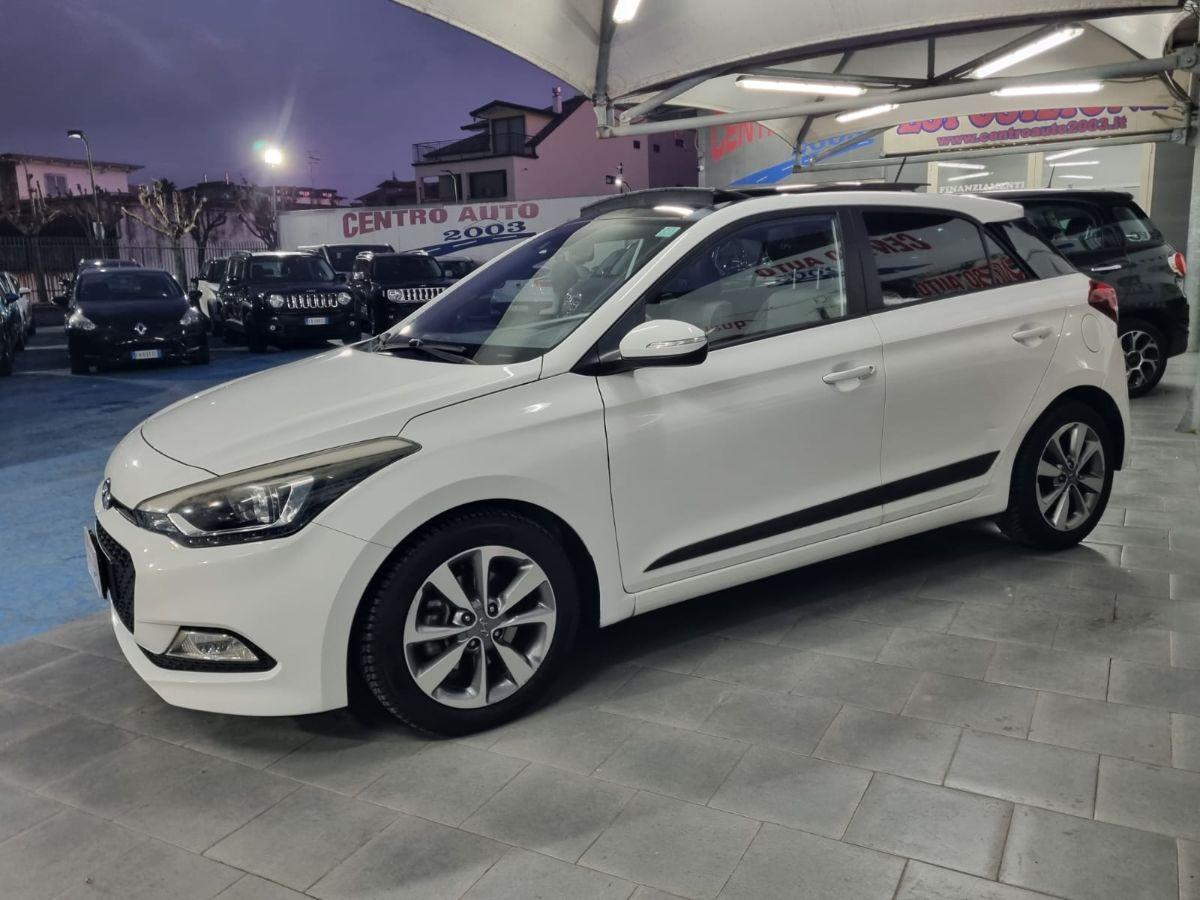 HYUNDAI - i20 - 1.1 CRDi 12V 5p. Style-Tetto Panoramico