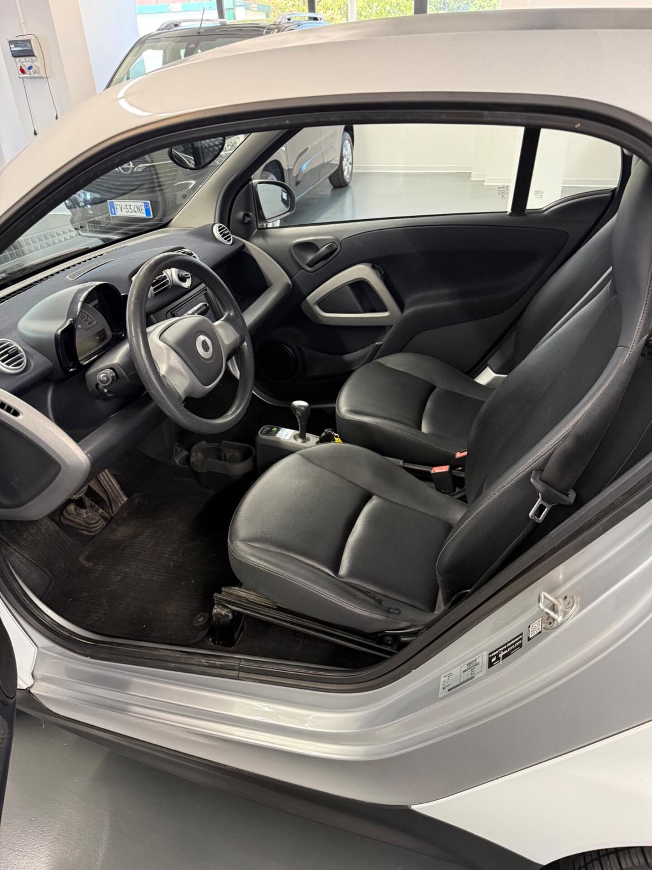 Smart ForTwo 1000 45 kW MHD coupé pure