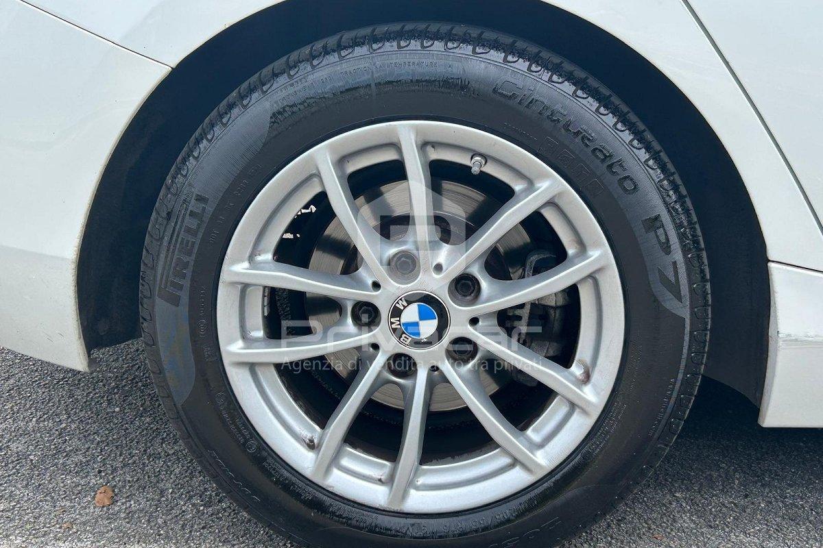 BMW 116d 5p. Efficient Dynamics Urban