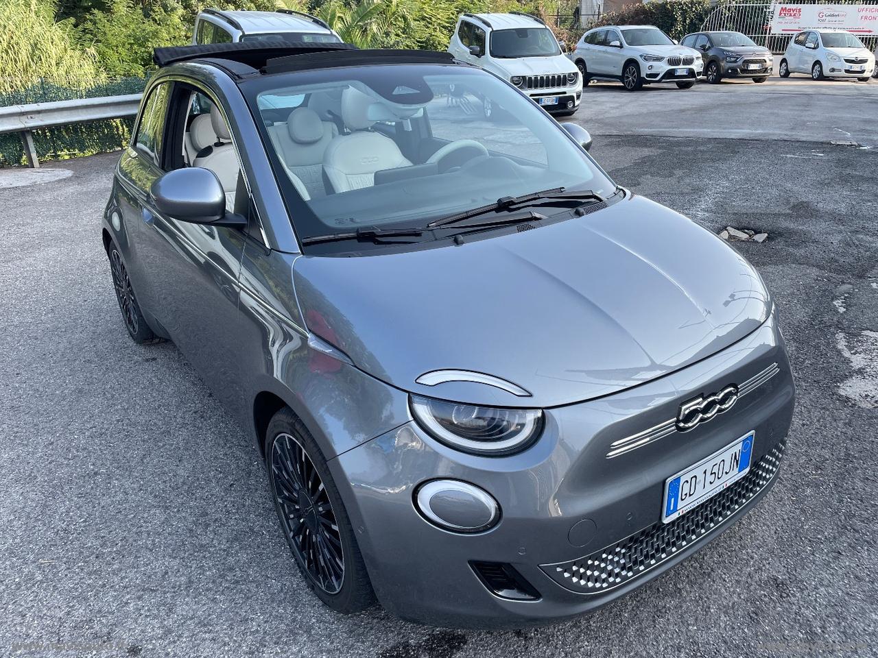 FIAT 500e Cabrio 42 kWh La Prima