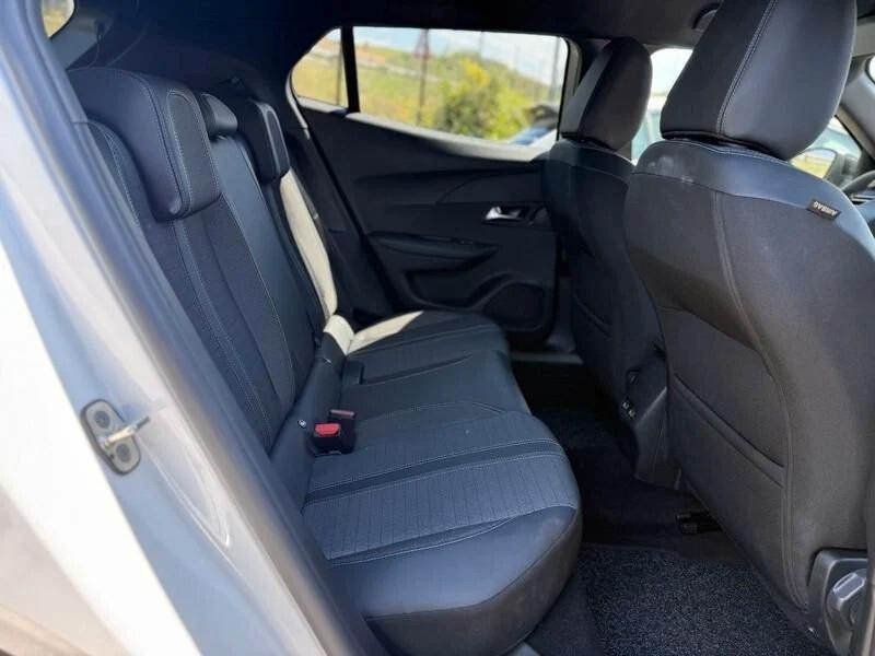 Peugeot 2008 PureTech 130 S&S Allure Pack
