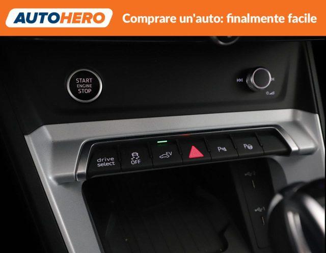 AUDI Q3 45 TFSI e S tronic