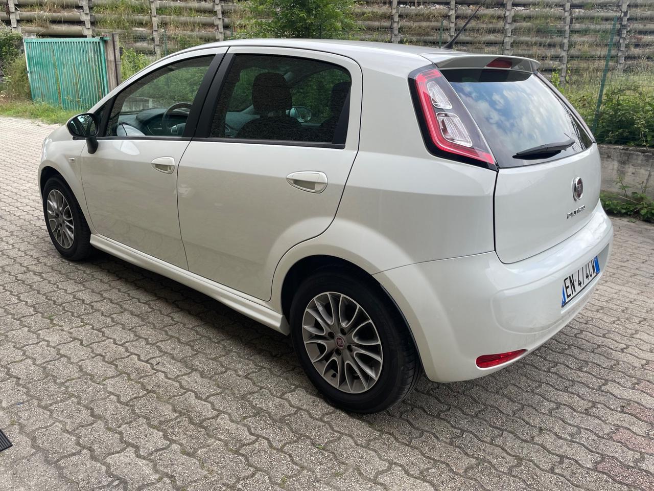 Fiat Punto 1.2 8V 5 porte Easy -unico proprietario-