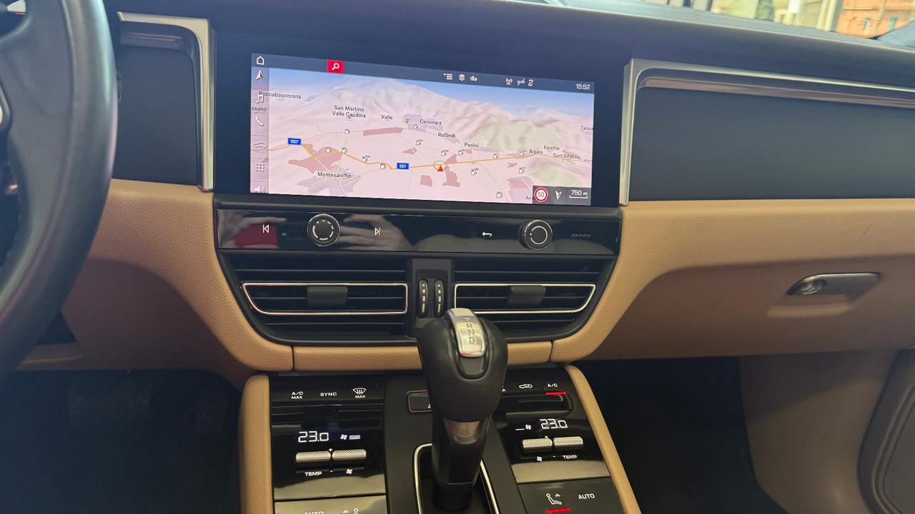 Porsche Macan 2.0 265 CV RESTYLING