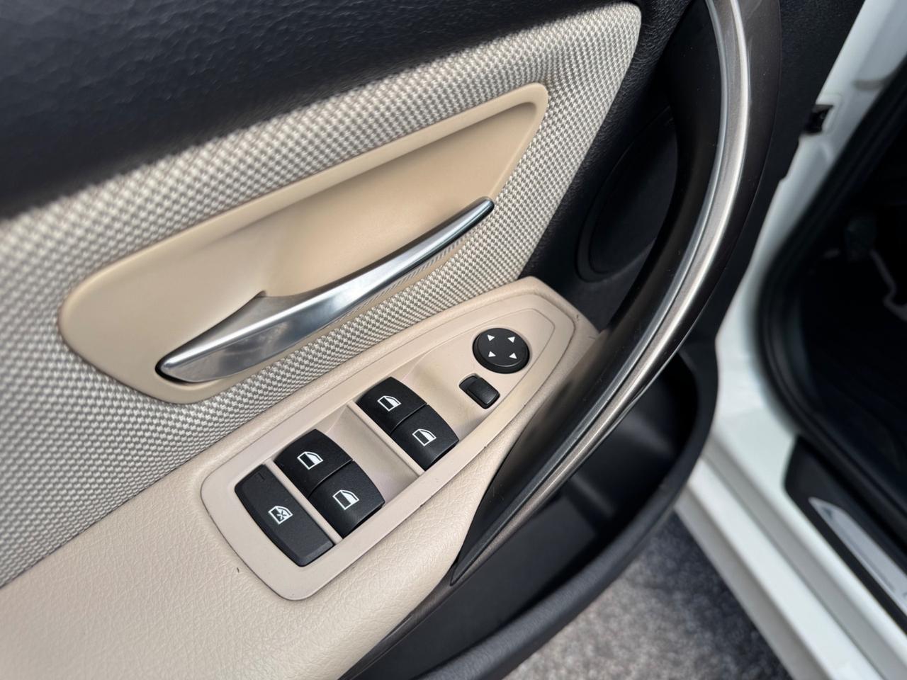 Bmw 320d 116cv Touring Modern NEOPATENTATI
