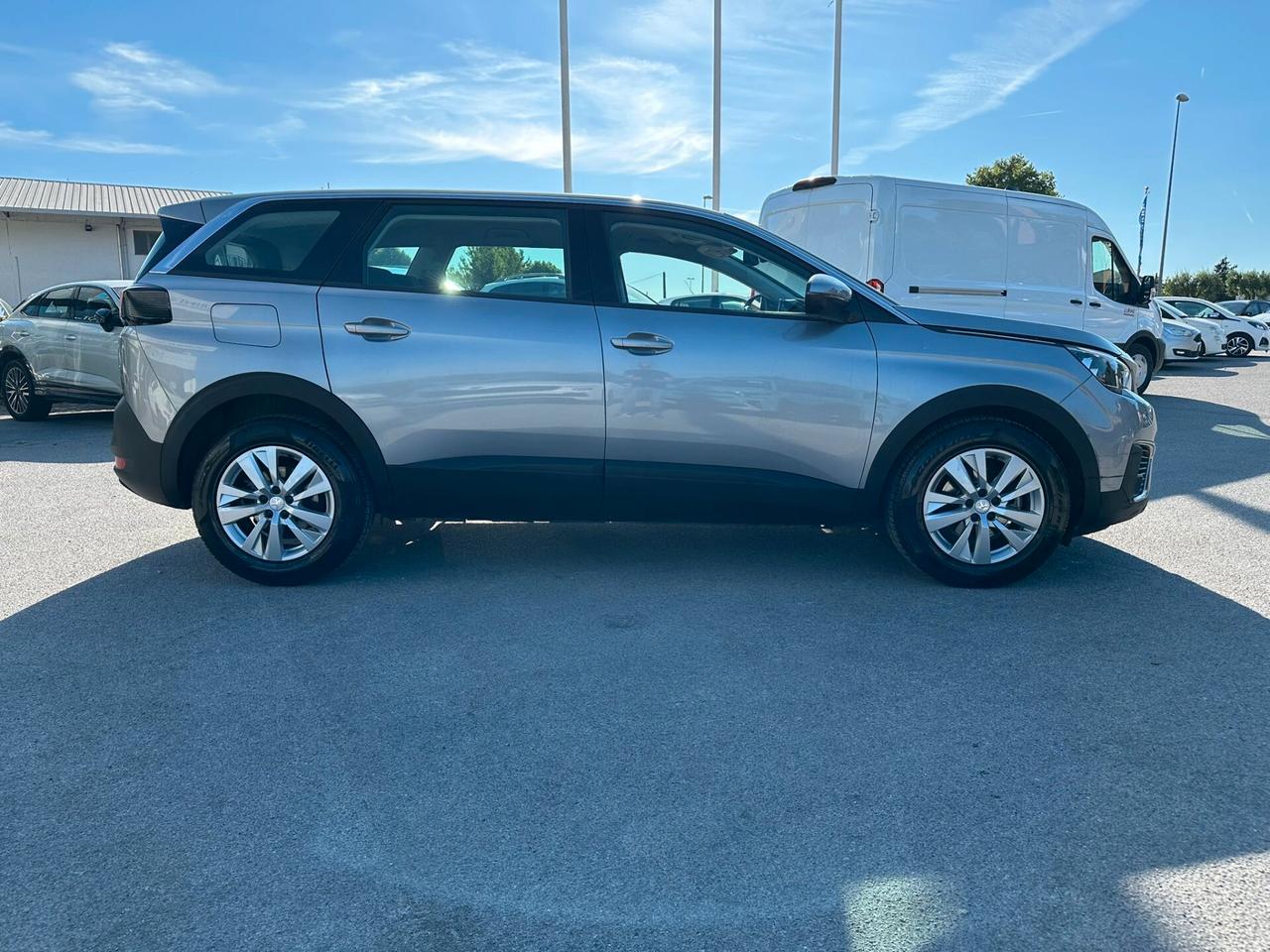 Peugeot 5008 BlueHDi 130 S&S Allure