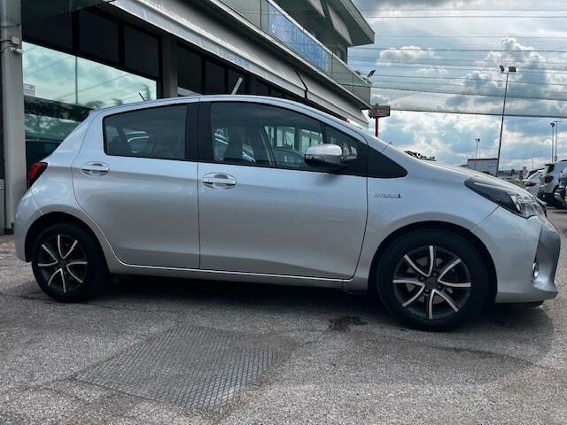Toyota Yaris 5p 1.5h Active 75 CV " X NEOPATENTATI "
