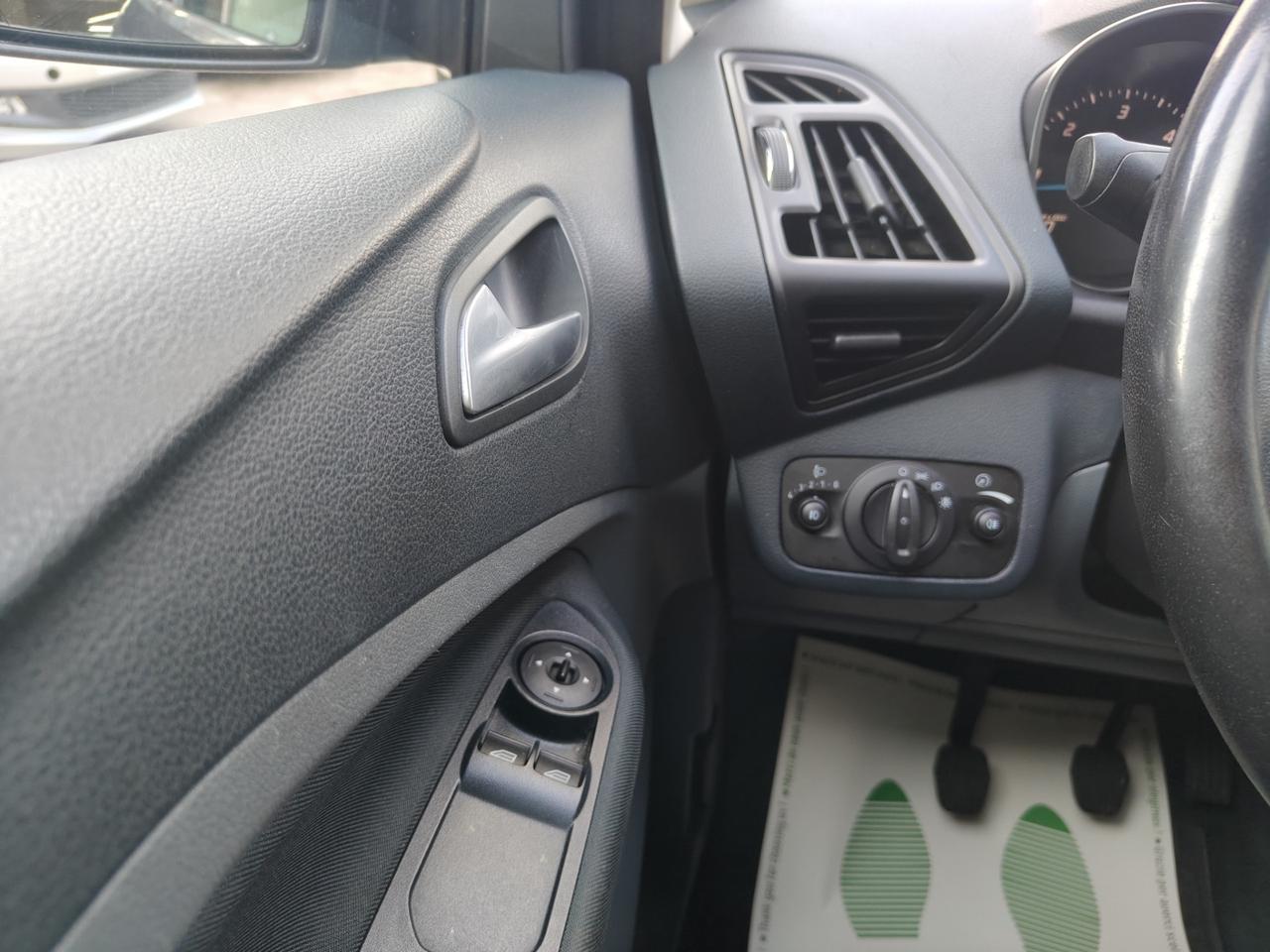 Ford C-Max 1.6 TDCi 95CV Titanium