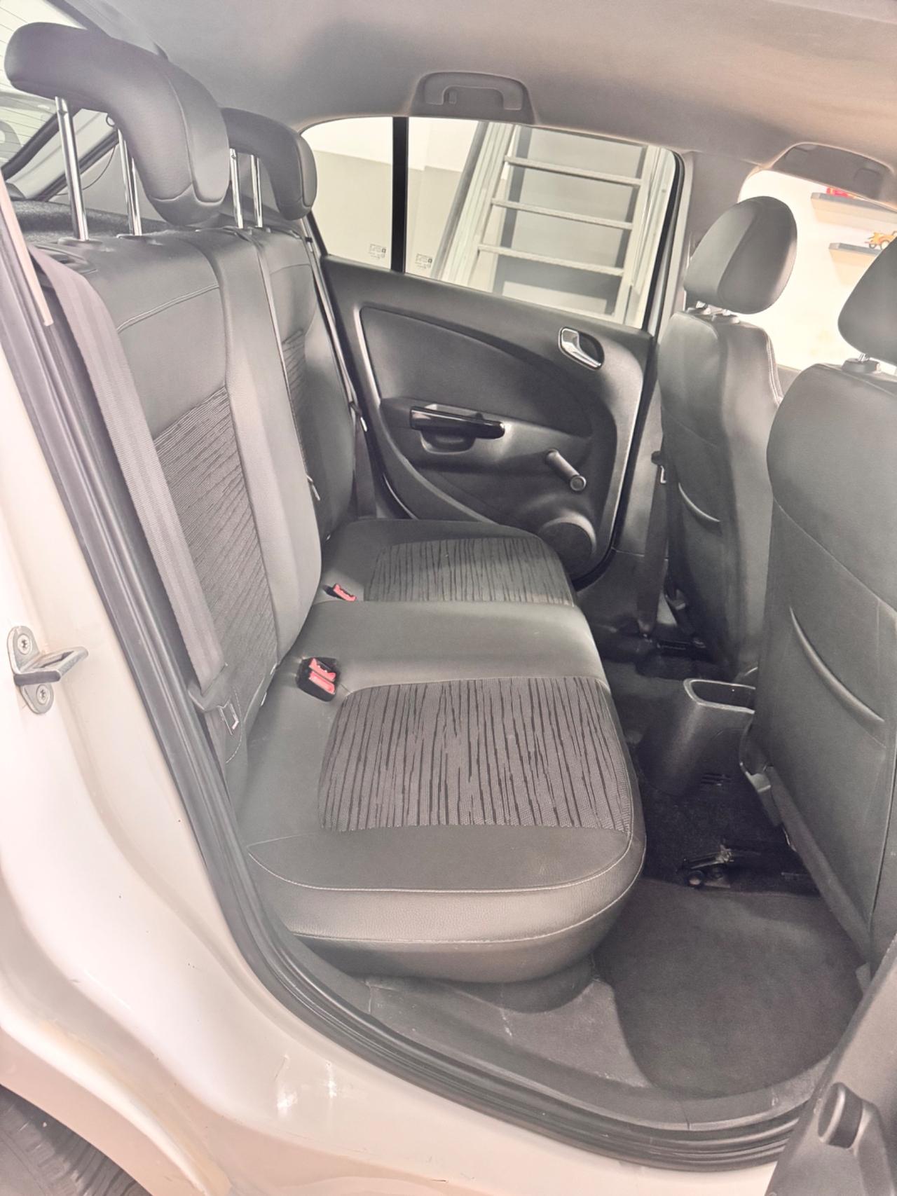 Opel Corsa 1.3 CDTi 75 Cv 5 Porte Sport - 10/2014