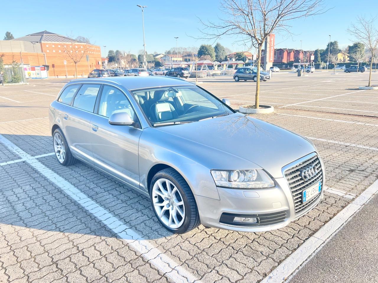 Audi A6 Avant 2.0 TDI 170 CV F.AP. Automatik Sport*Navi*Pelle