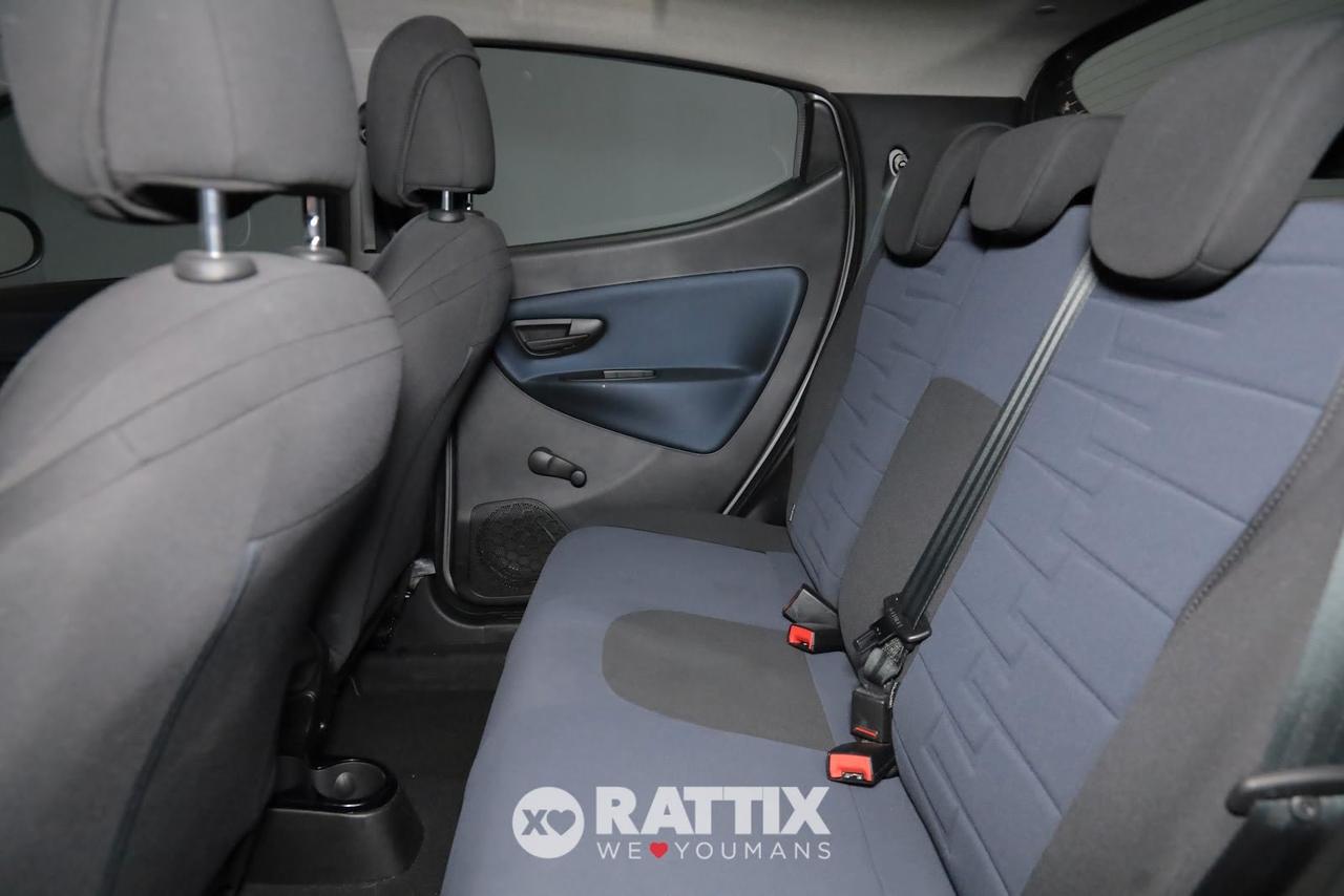 Lancia Ypsilon 1.0 Firefly Hybrid 70CV Platino