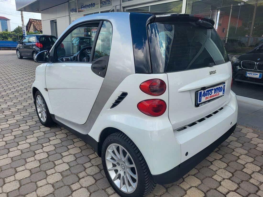 Smart ForTwo 1000 *** RETROCAMERA *** DISPLAY TOUCH SCREEN
