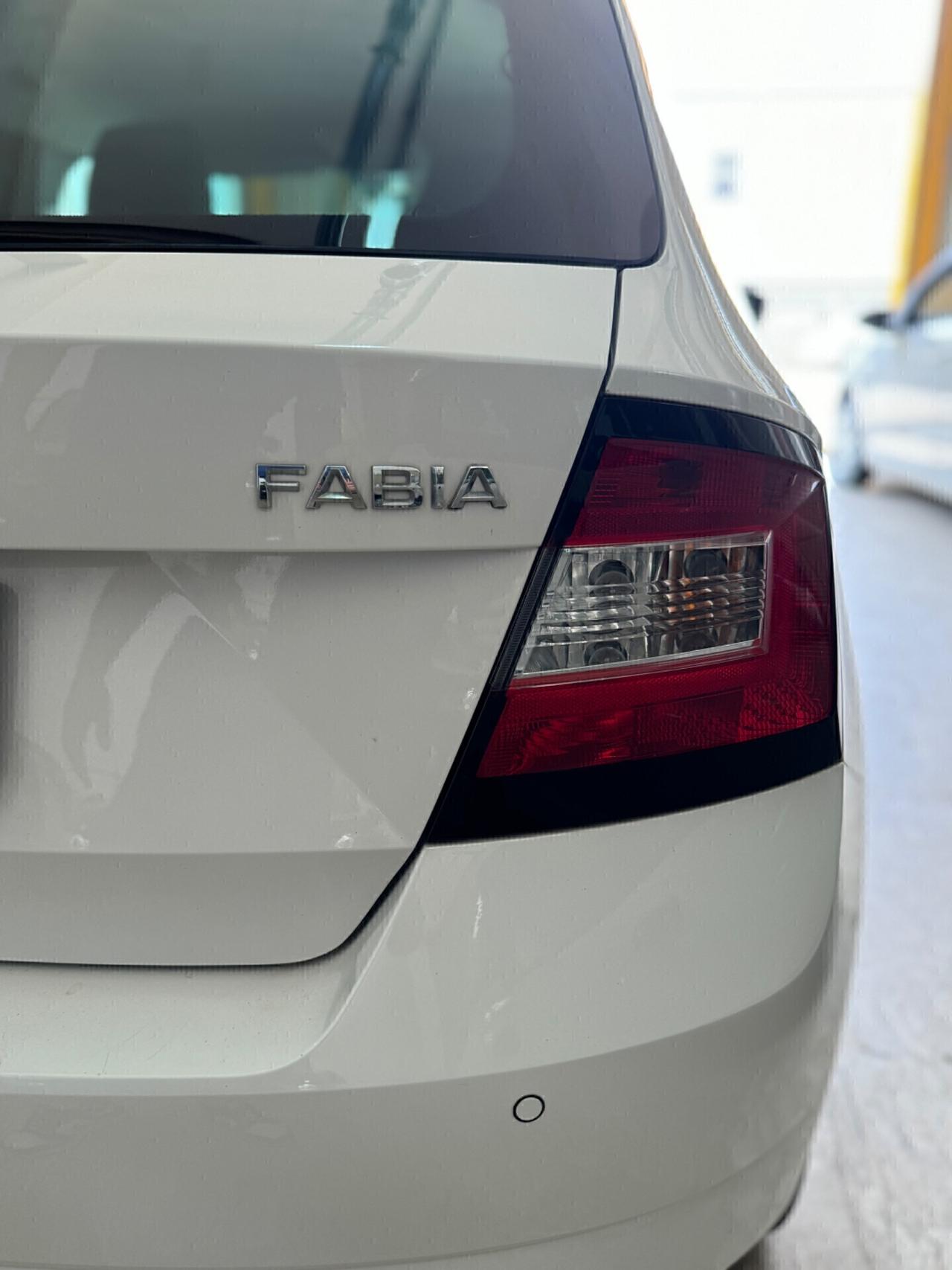 Skoda Fabia 2018 1.0MPI 70cv GPL