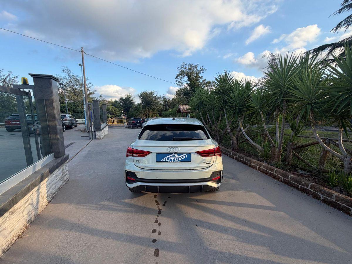 AUDI - Q3 - 35 TDI S tronic S line edition