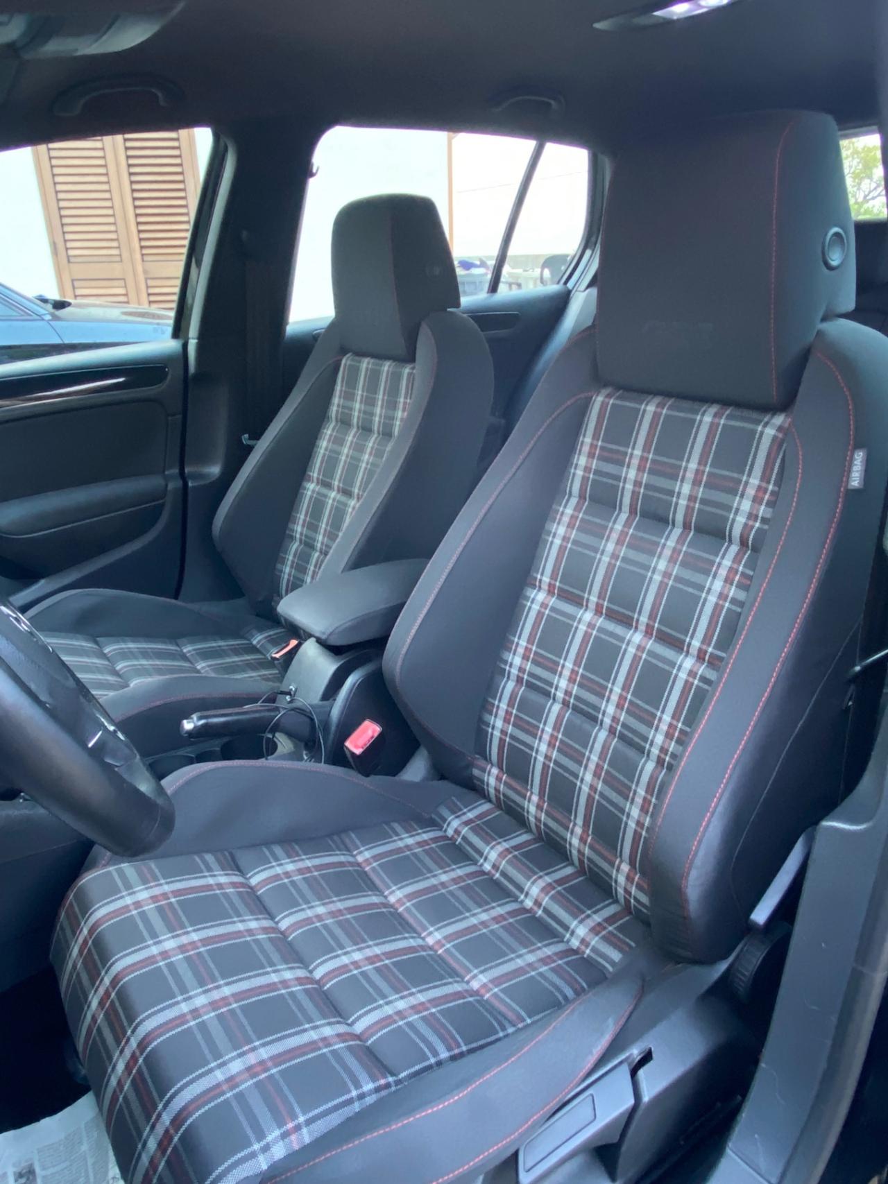 Volkswagen Golf GTI 2.0 TSI 5p.