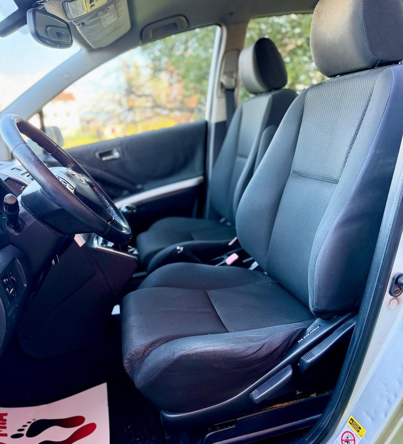 Toyota Corolla Verso 1.6 16V benzina ! ! !