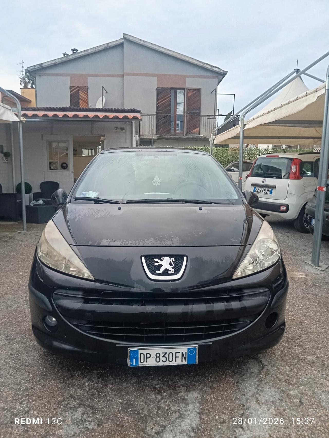 Peugeot 207 1.4 HDi 70CV 5p. ONE Line
