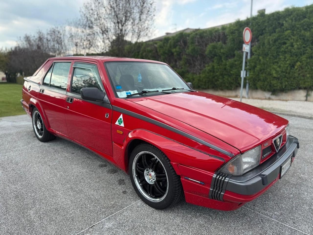 Alfa Romeo 75 1.8i turbo America