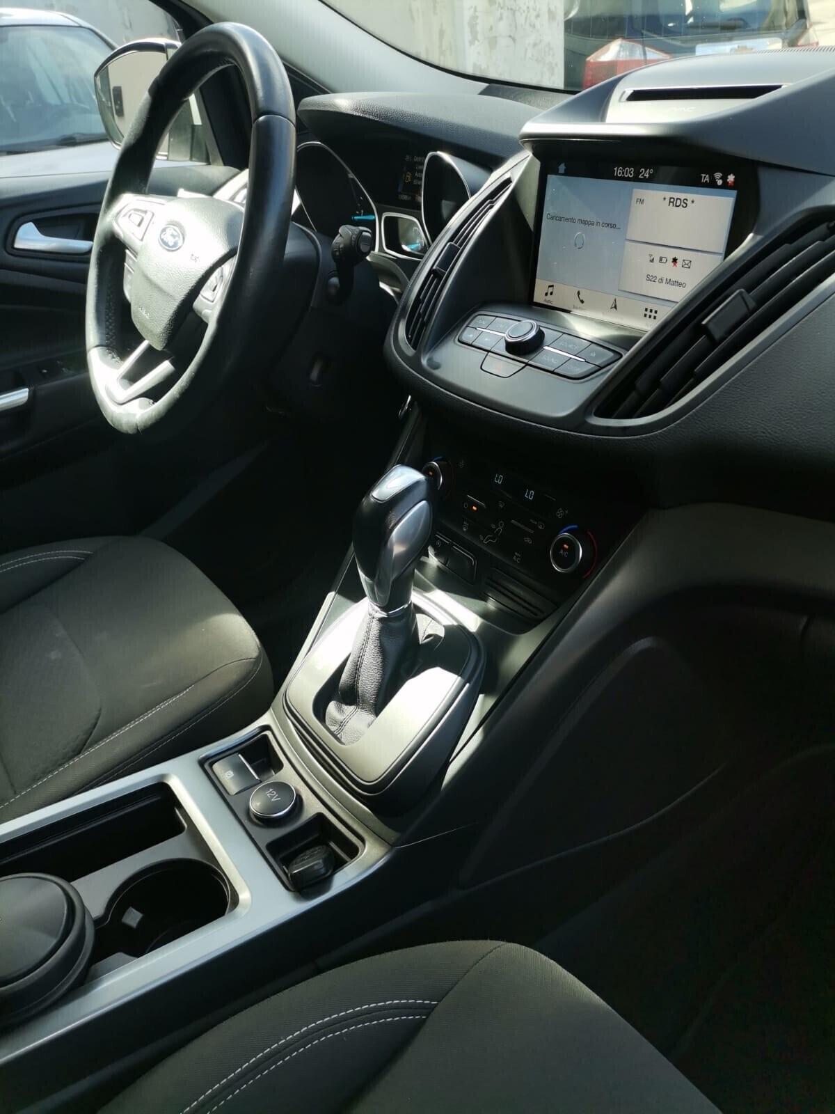 Ford Kuga 2.0 TDCI 120 CV S&S 2WD ST-Line