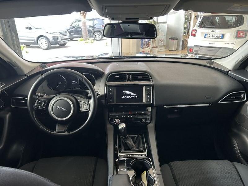 Jaguar F-Pace 2.0D 180cv PURE