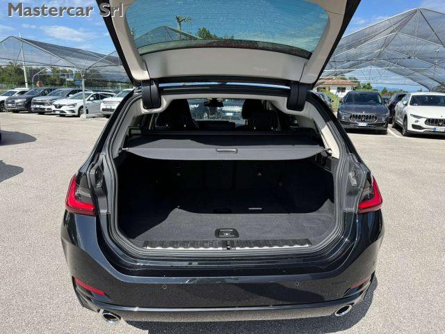 BMW 318 318d Touring mhev 48V auto NEW MODEL - GL433HY