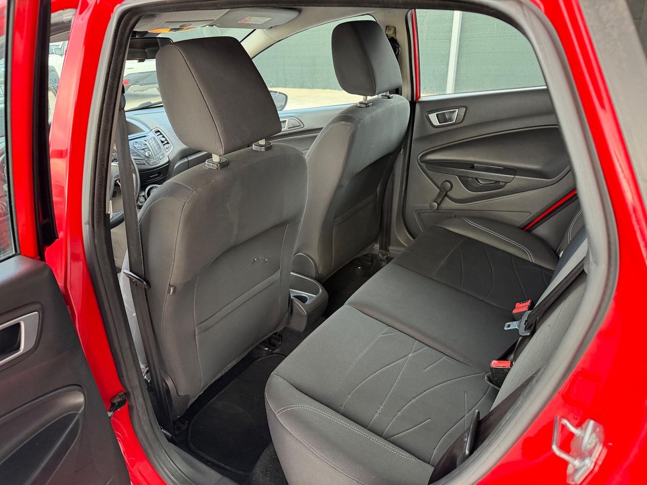 Ford Fiesta 1.5 TDCi 75CV 5 porte Business