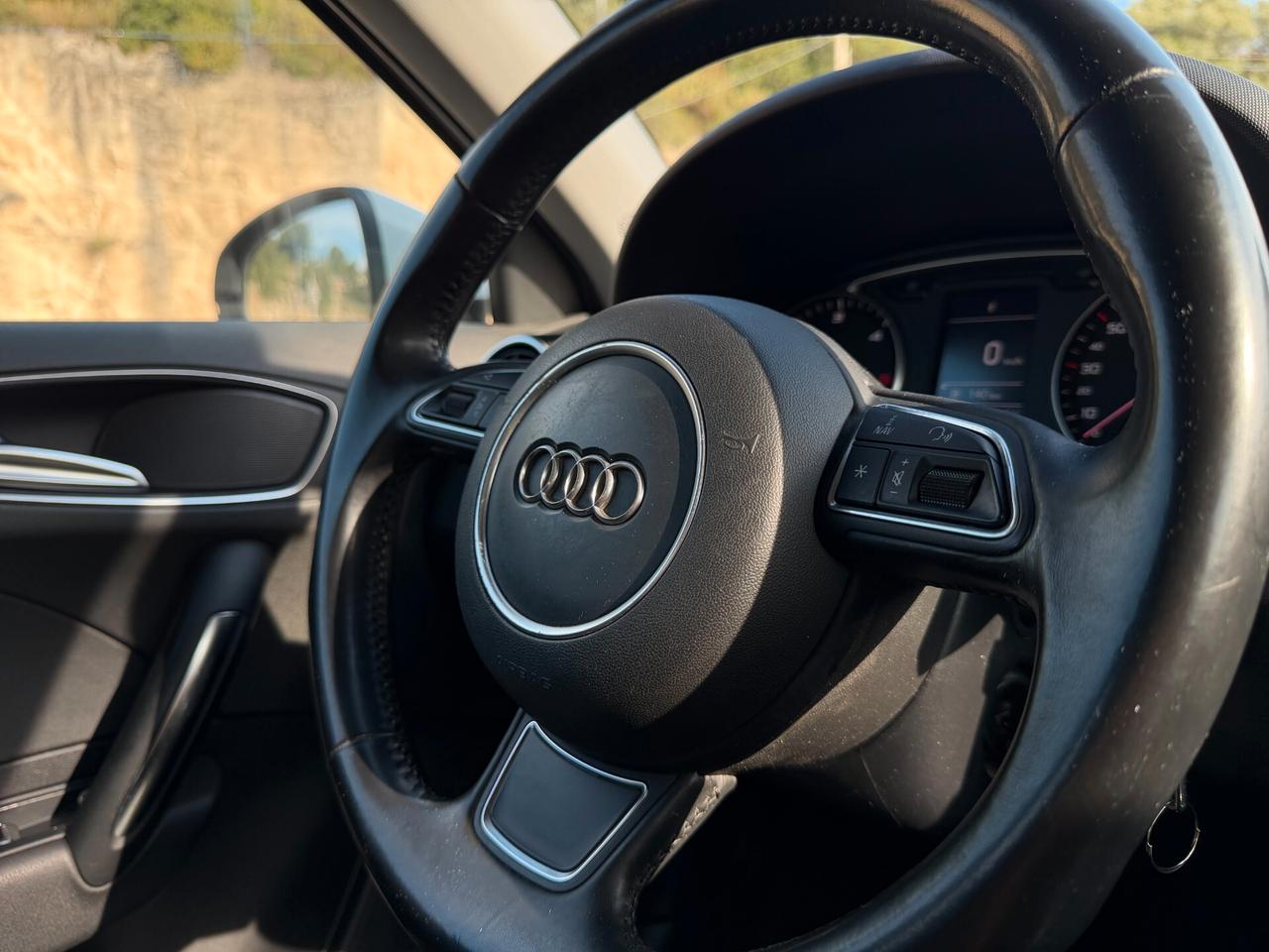 Audi A1 SPB ADMIRED/1.4 TDI 90CV/NAVI/NEOPATENTATI
