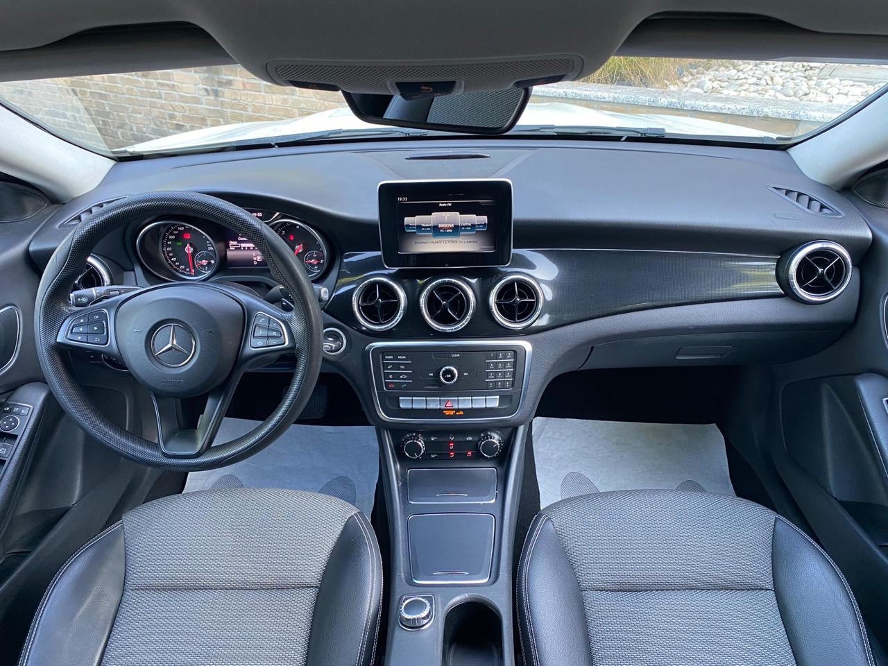 Mercedes-benz CLA 200 CLA 220 d Shooting Brake S.W. Automatic Sport