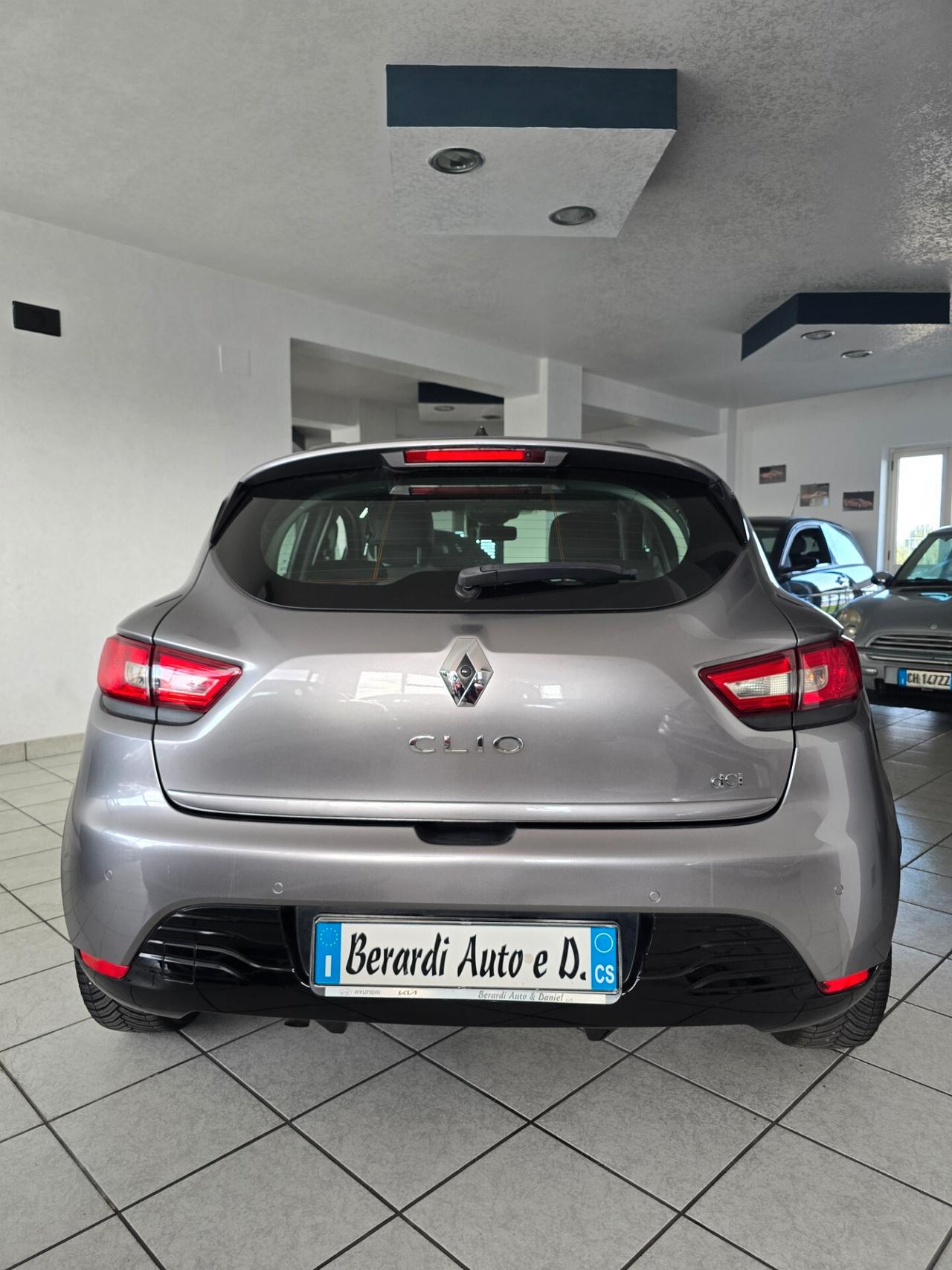 Renault Clio 1.5 dCi 90CV Costume National