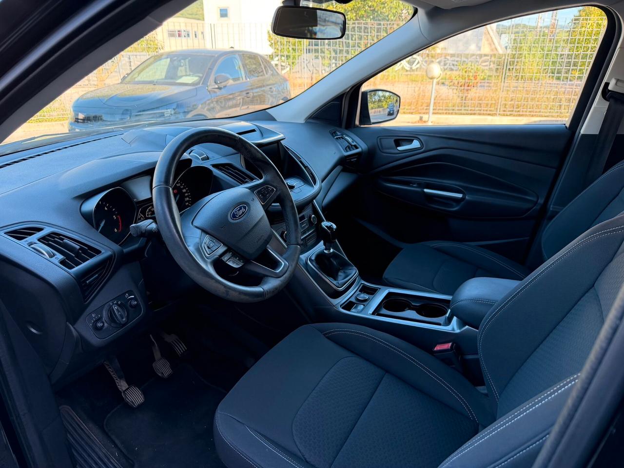 Ford Kuga 1.5 TDCI 120 CV S&S 2WD ST-Line