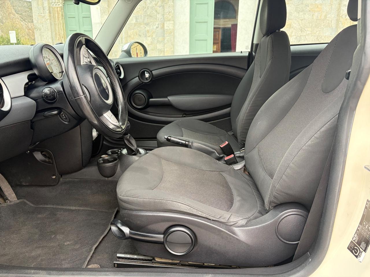 Mini 1.6 16V Cooper D