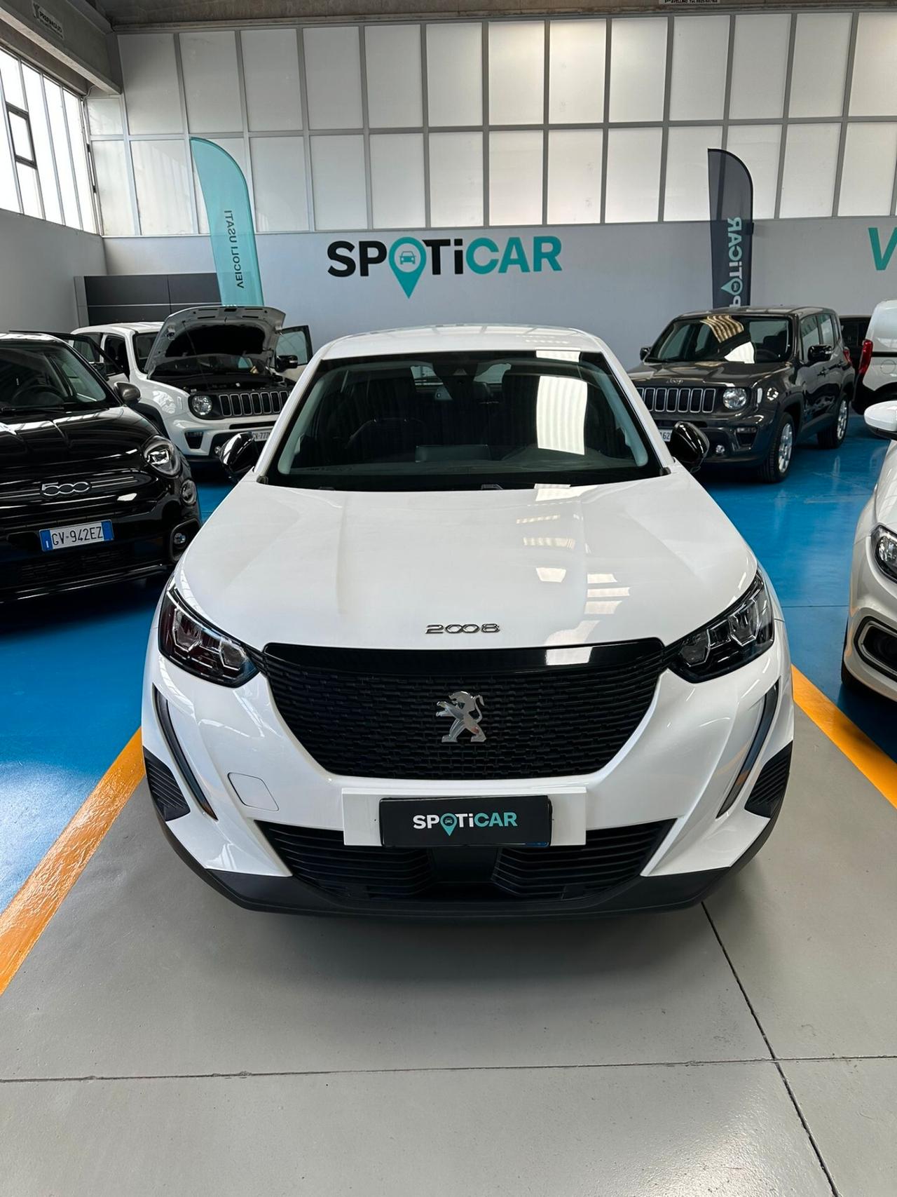 Peugeot 2008 1.2 PureTech 100 full optional