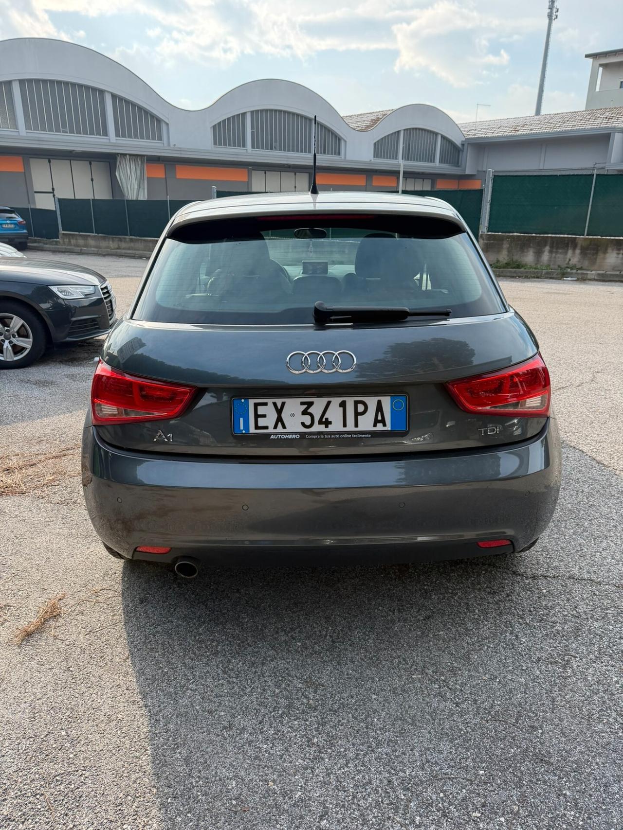 Audi A1 1.6 TDI S tronic line edition