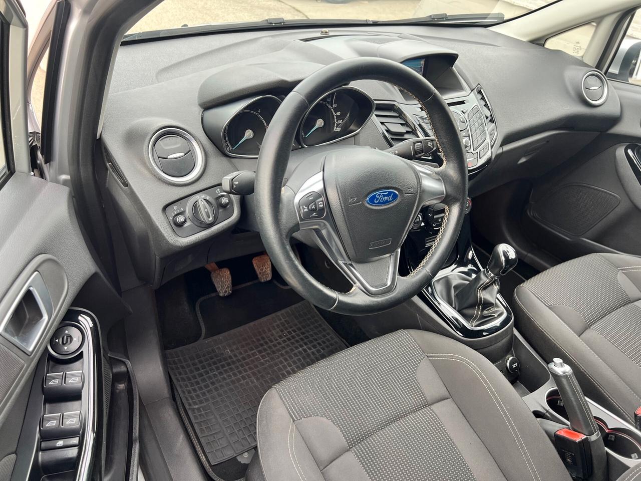 Ford Fiesta 1.5 5pt 1.5 tdci 75cv Titanium E6 NAVI/PDC/CLIMA PERF.