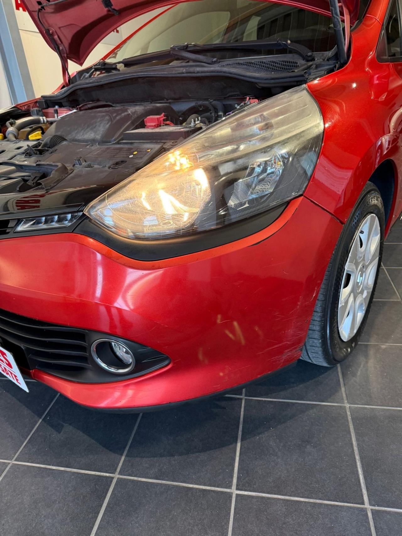 Renault Clio GPL -NEOPATENTATI