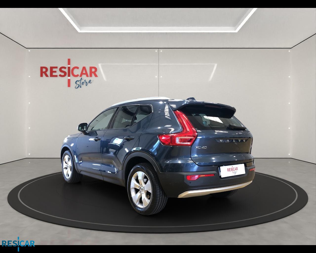VOLVO XC40 1.5 t3 Momentum Pro 163cv auto my21