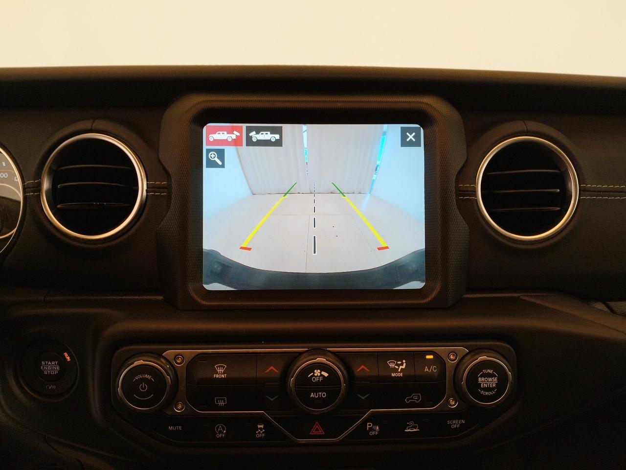 Jeep Gladiator 3.0 Diesel V6 Overland - IVA ESCLUSA
