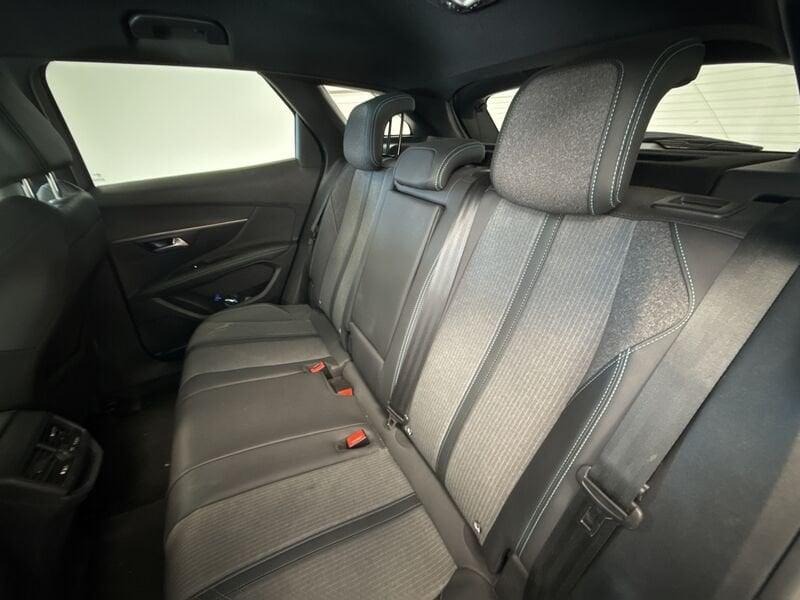 Peugeot 3008 II 2021 1.5 bluehdi Allure Pack s&s 130cv eat8