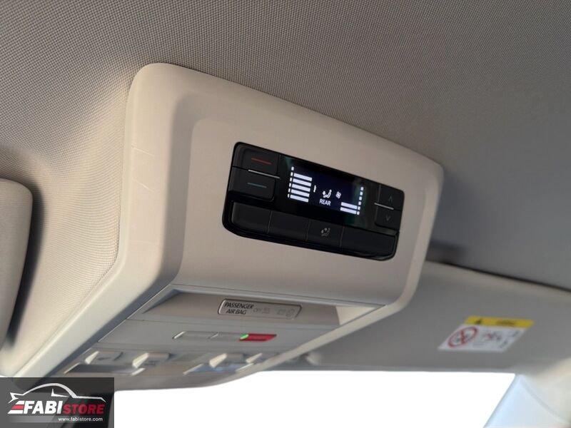 Volkswagen Multivan T6.1 Multivan 2.0 TDi 150 Cv DSG 4Motion - LED, Clima, Pelle ecc