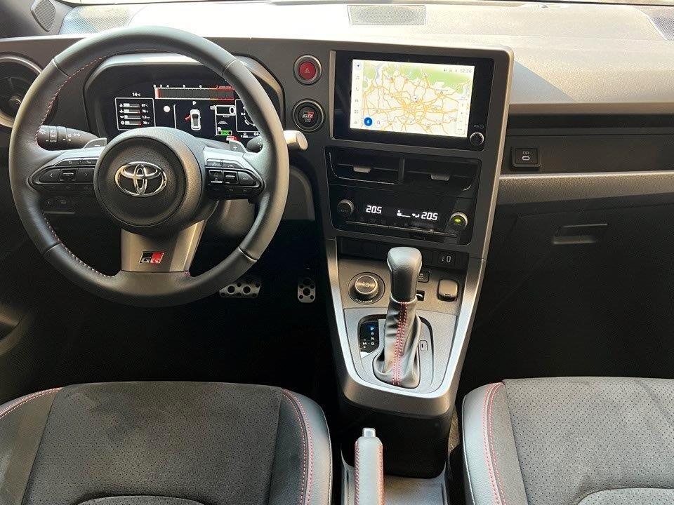 Toyota Yaris 1.6 Turbo GR Circuit DAT-8