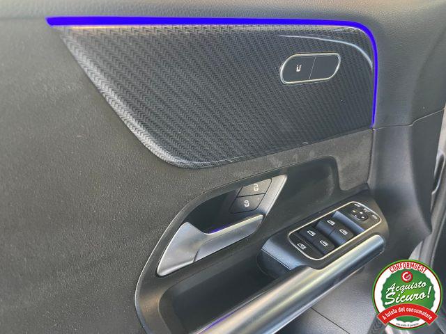 MERCEDES-BENZ B 180 d Auto Premium AMG *PACK LUCI