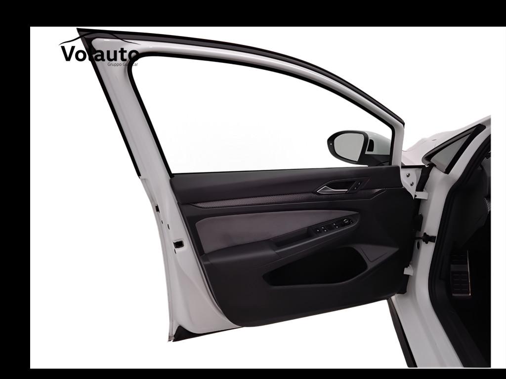 VOLKSWAGEN Golf VIII 2020 - Golf 1.5 etsi evo R-Line 130cv dsg