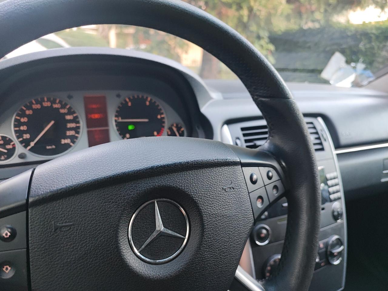 Mercedes-benz B 200 CDI Sport neopatentati premium