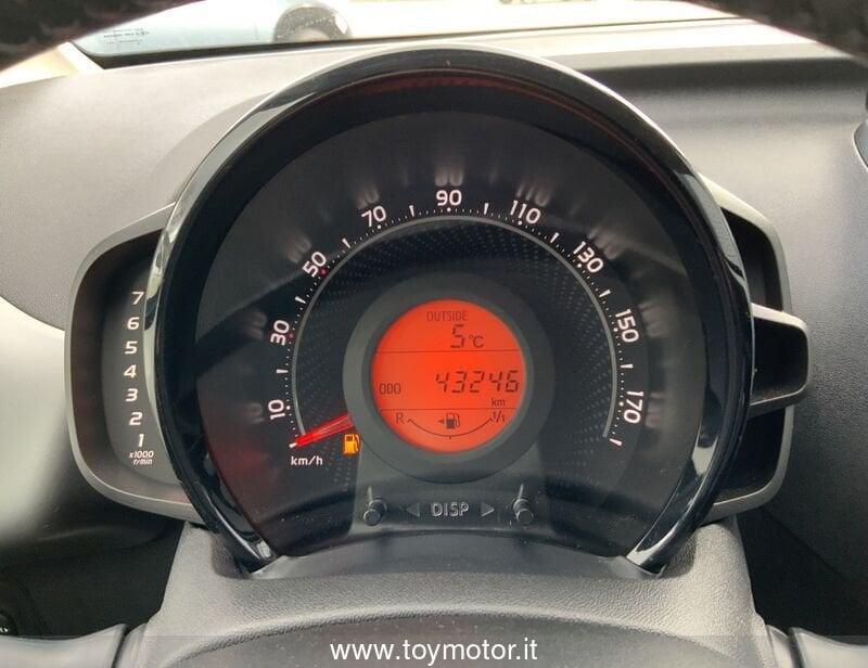 Toyota Aygo 2ª serie Connect 1.0 VVT-i 72 CV 5 porte x-play