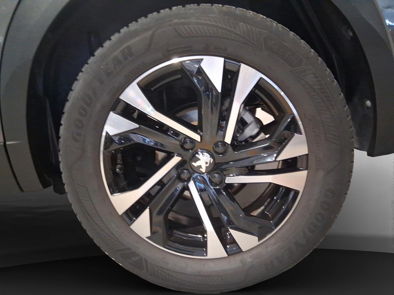 Peugeot 2008 PureTech 130 S&S EAT8 Allure Pack
