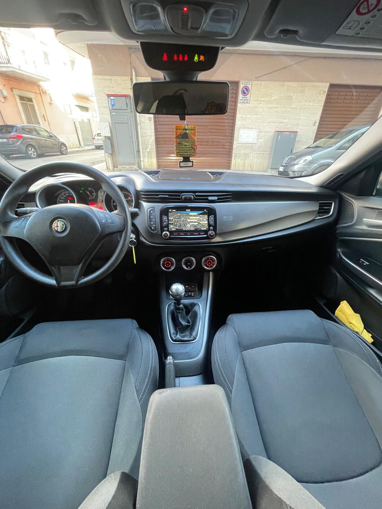 Alfa Romeo Giulietta 1.6 JTDm-2 105 CV Distinctive