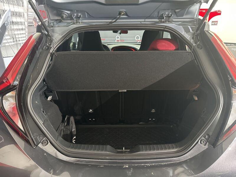 Toyota Aygo X Aygo X 1.0 VVT-i 72 CV 5p. Undercover
